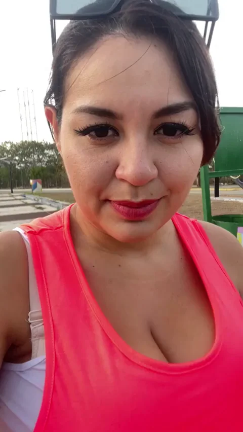 Housecleaner Slut's Public Tease: Clean Your Dick Next, Daddy