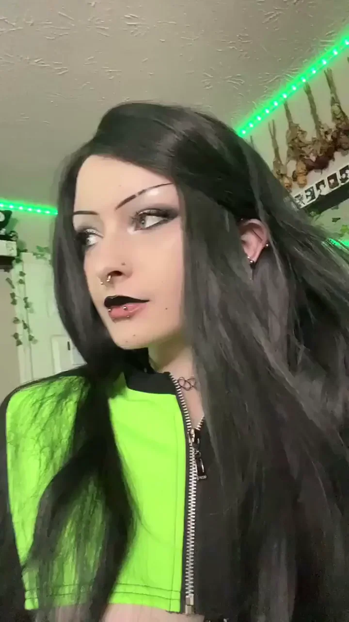 Shego's Slutty TikTok Tease: Goth Babe's Massive Tits Pop Out