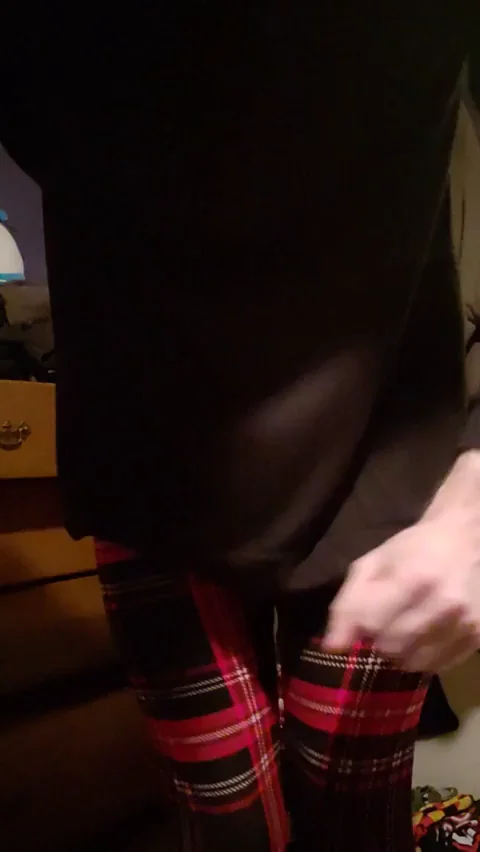 Workplace Secret: My Massive Dick Hiding Under Plaid Pants! 🍆💦