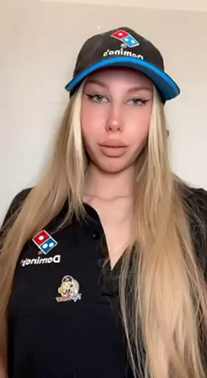 Pizza Slut Flashes Perky Titties Before Dropping Your Order