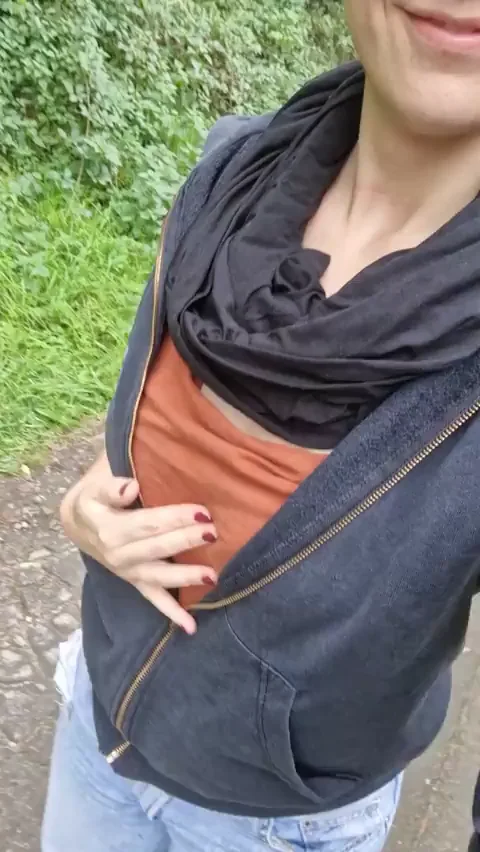 MILF Nudist Tease: Flashing Slutty Curves in the Wild