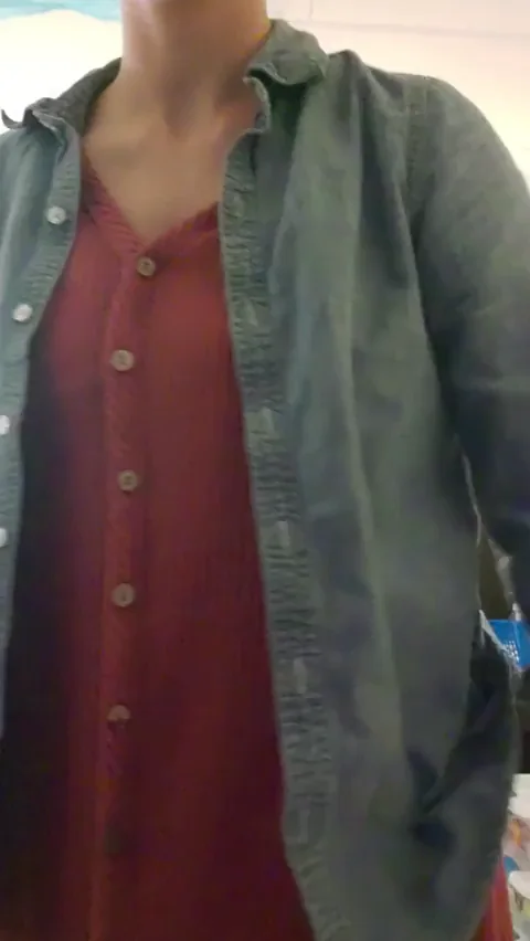 Wanna Fuck My Big-Tit Teacher Wife in Class? 🔥🍑