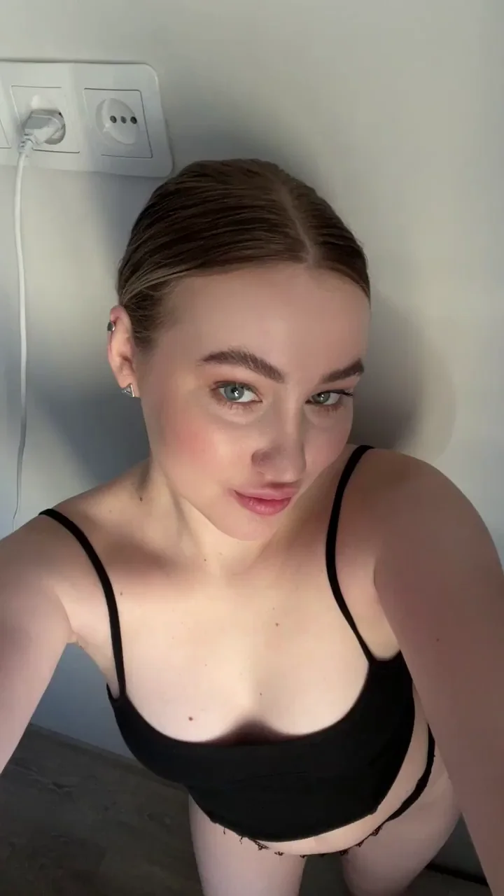 Yummy Bursting Titties Tease 😋🍈🍈