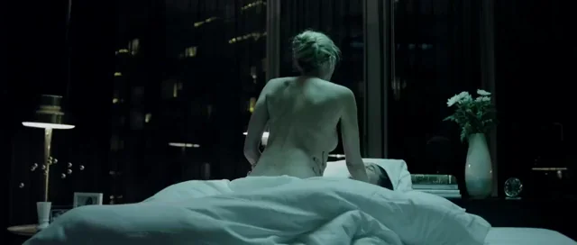 Estella Warren discreet hand placement plot in "Stranger Within"