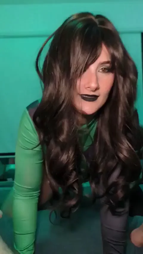Shego Cosplay Cumslut Begs for Loads
