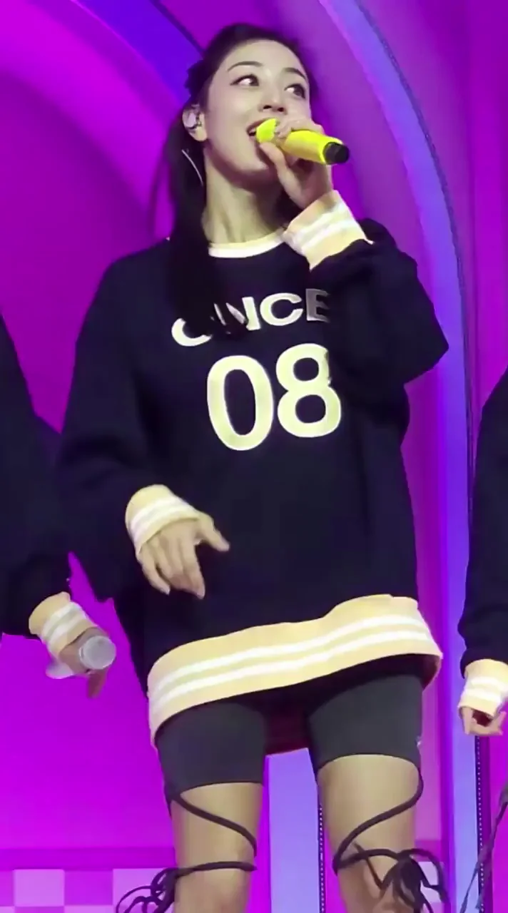 TWICE - Jihyo