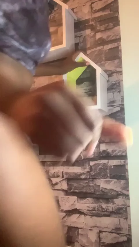 Ebony Babe Teases Her Juicy Ass and Pussy for Your Face