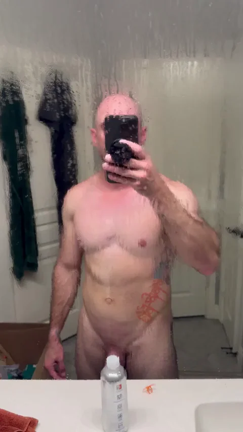 Shaved-Head Muscle Stud Flexes His Ripped Bod and Massive BWC Gains