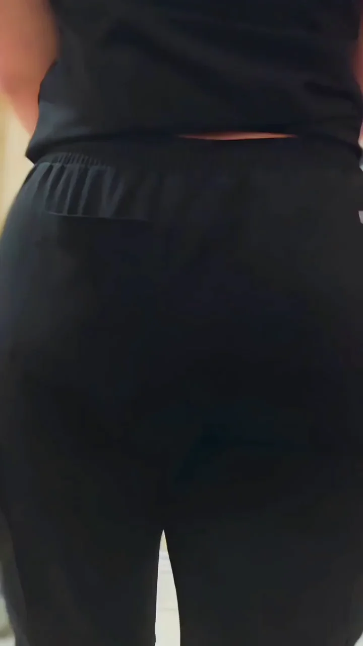POV of you daydreaming about what's under my scrubs 😁ðŸ’•
