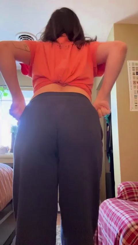 Like a cute little mama butt? (36)