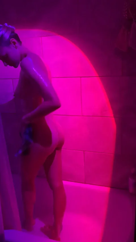 Come help me get squeaky clean