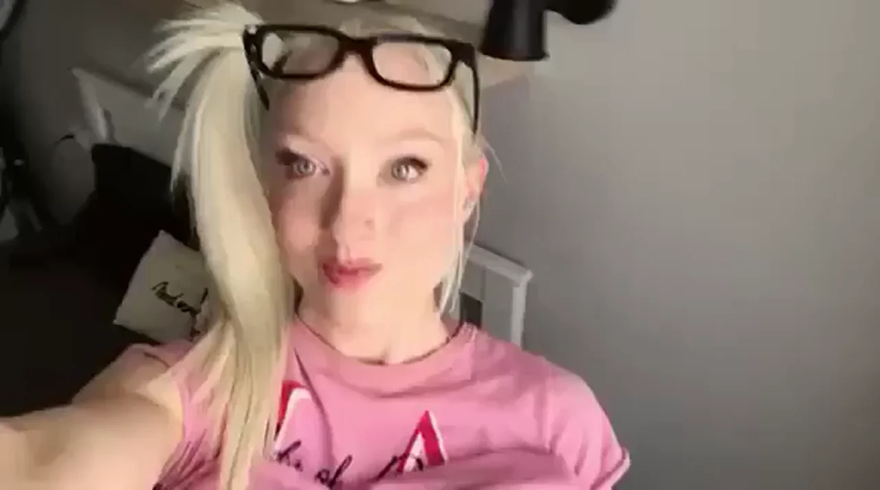 Watch My Thick Load Drip Down Her Ripped Abs 😈💦 [GIF]