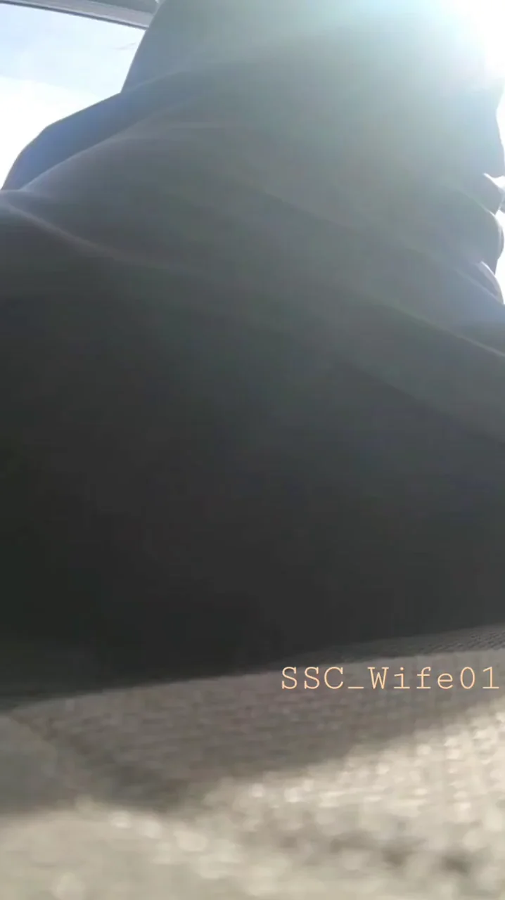 Sneaky Ass Flash in Public