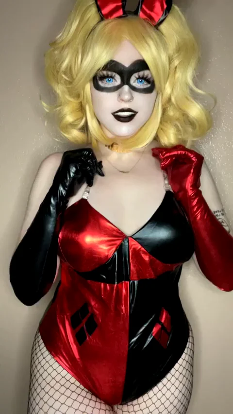 Harley Quinn by PinkCoquettePrincess