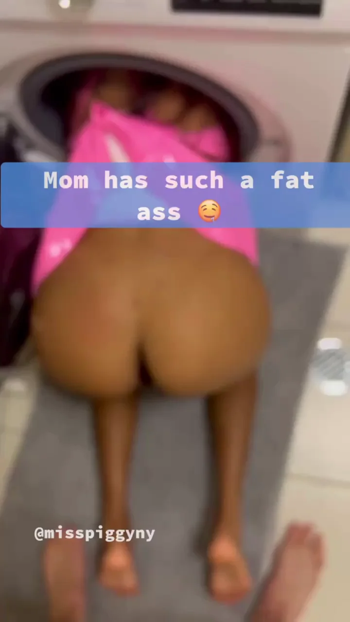 Mom ruined my "No Nut November" 😁©