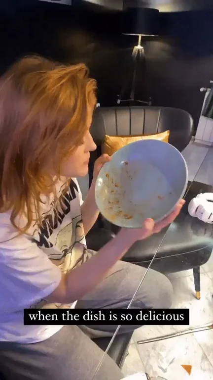 Jia Lissa - Licking