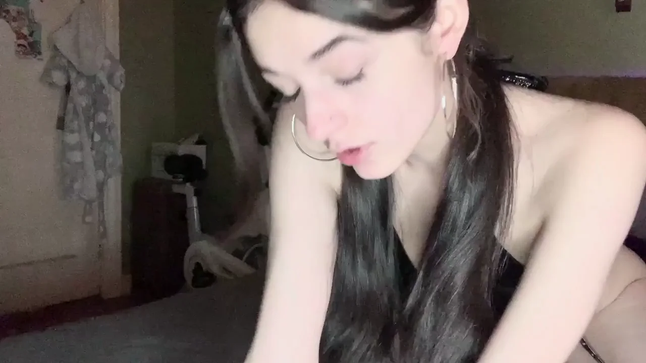 Heyyy my eyes are up here </3