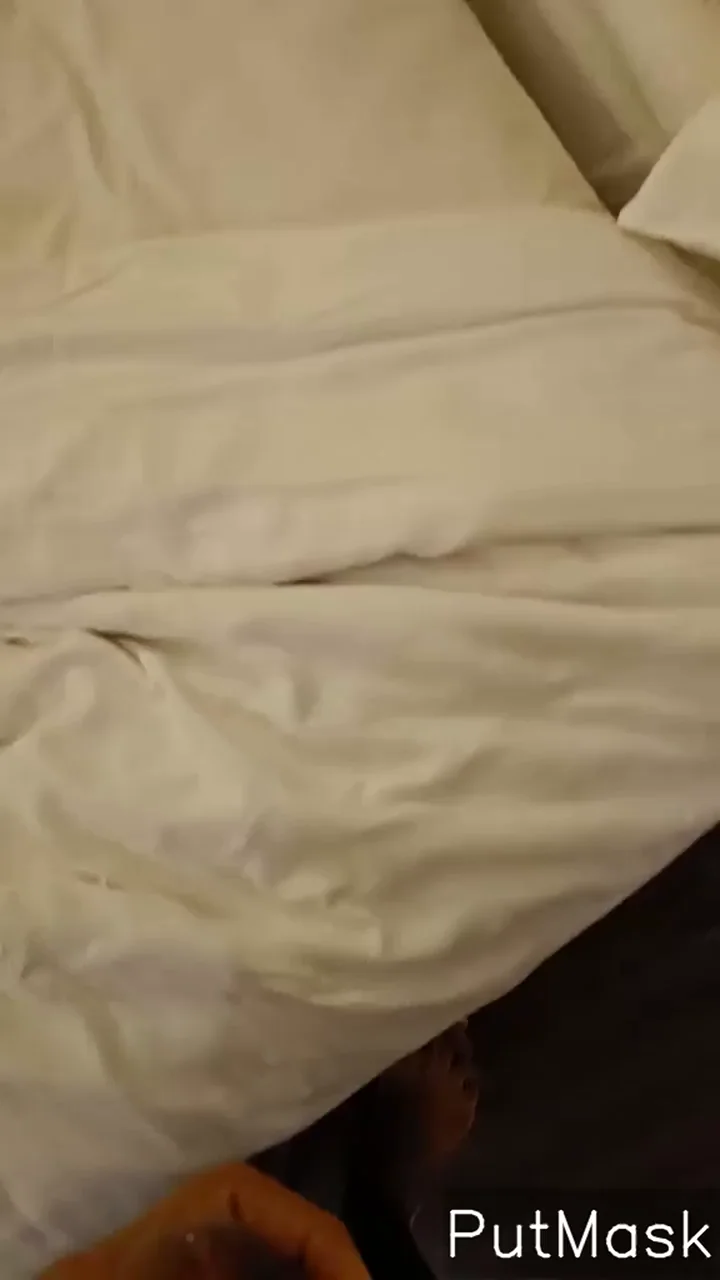 Y'all wanted to see what happened after mycock caressing foreplay with the redditor!Watch it from hubby's POV! 😁‹😁