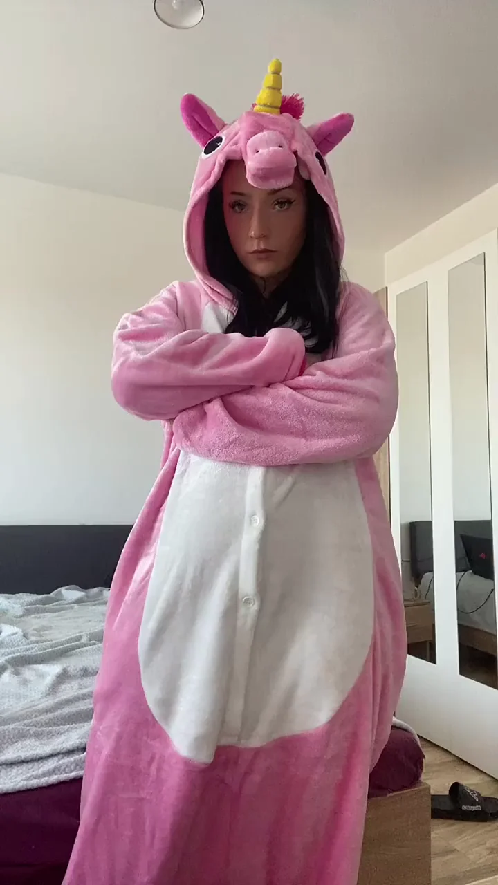 Get a girl who can be both