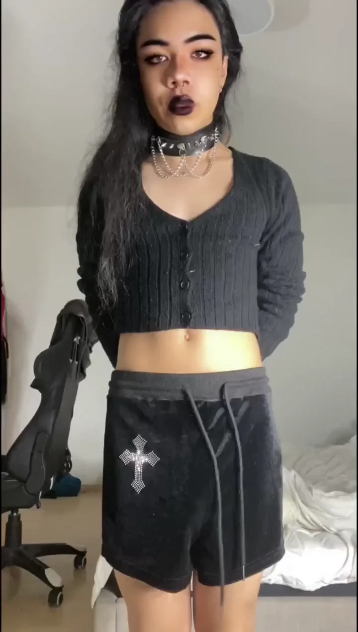 hello i'm a semen robber i'm here to steal your semen