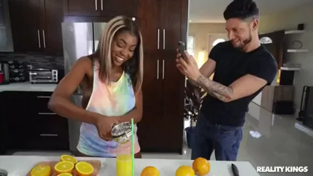 Make That Ebony Pussy Drip 🍑💦👅