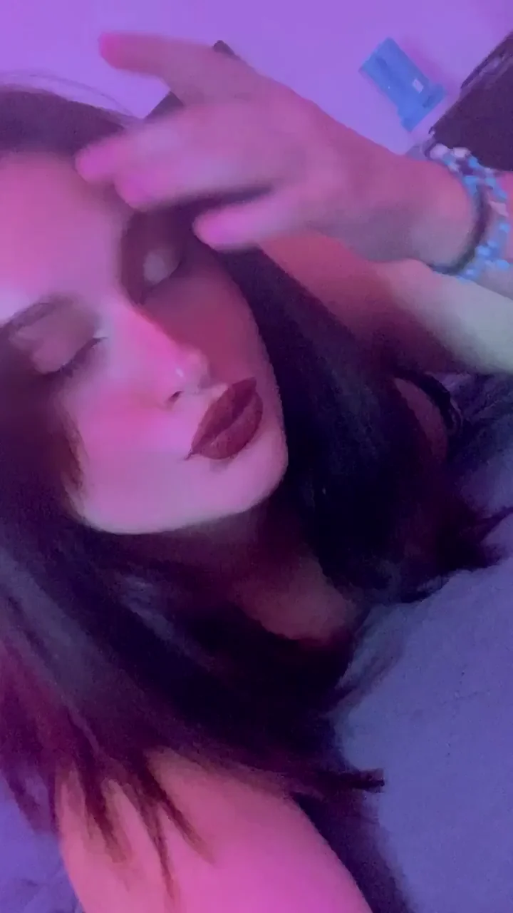 you wouldn't last more than 5 mins if i was your fuckdoll