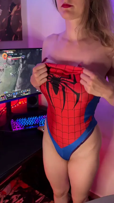 Spiderwoman by Leilanmk