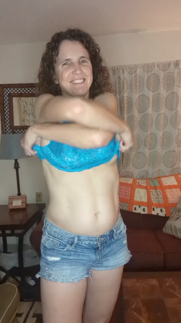 This is how I show hubby I'm glad he is home