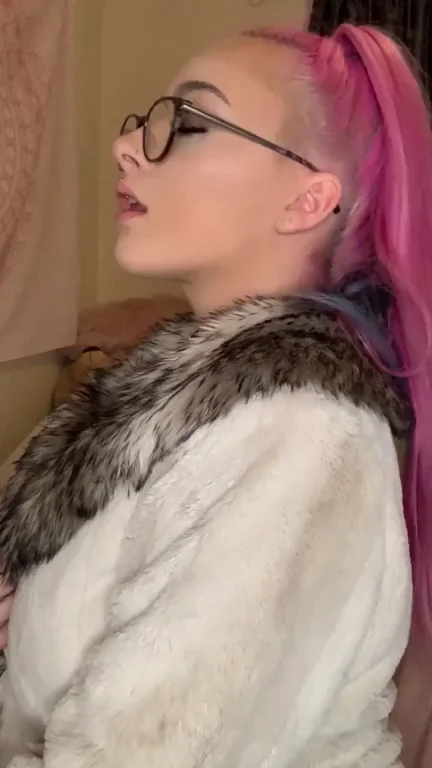 Kinky reveal