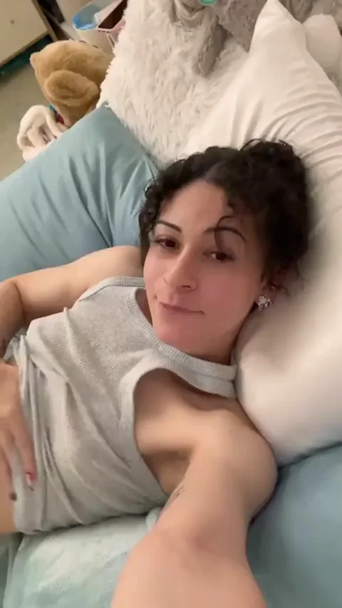 I have a lil secret, do you like it?