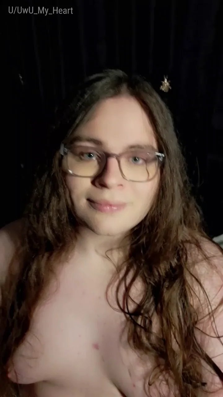 Any love here for chubby trans girls? :3