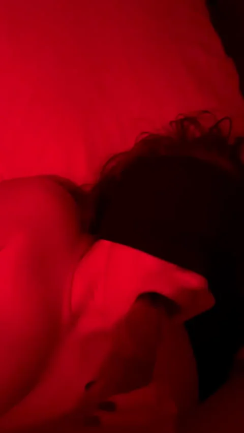 Wifey Serves Up Her Juicy Big Tits & BBC 🍆💦👰