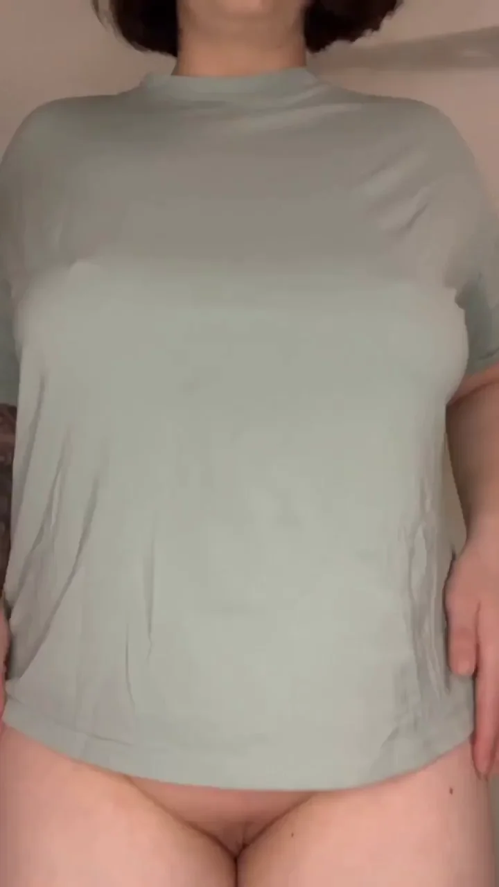 Chubby Slut's FWB Offer: Fuck My Thick Curves? 🍑💦