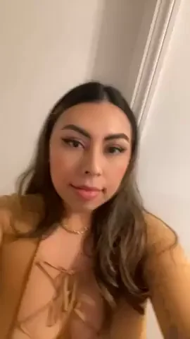 Would you fuck me on the first date ?