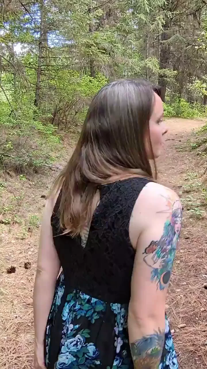 Pale Slut's Juicy Booty Tease in the Woods 😈🍑
