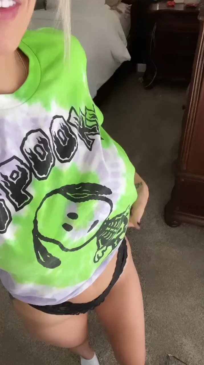 Unleashing These Massive MILF Tits 🍼💦