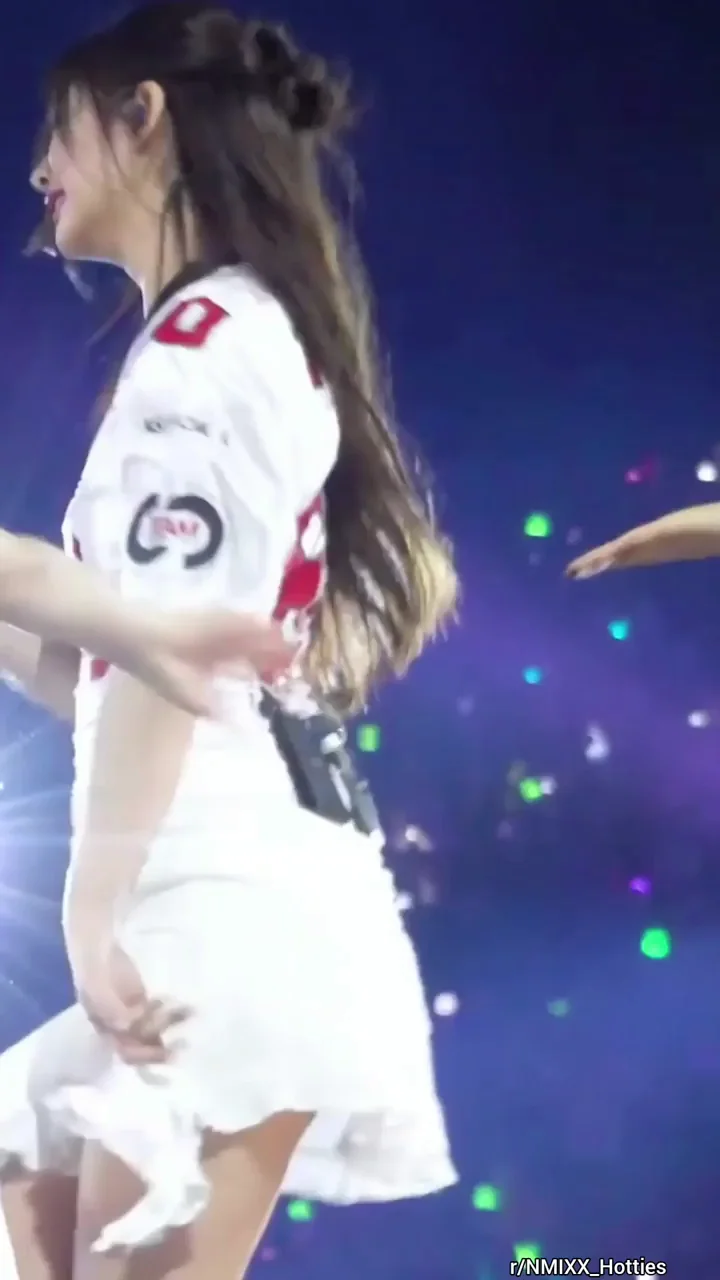 Sullyoon's K-Pop Ass Tease 🍑🔥 NMIXX Slutty Dance Vibes
