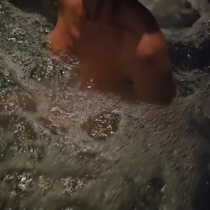 MILFs & Hot Tubs = Perfect Combination