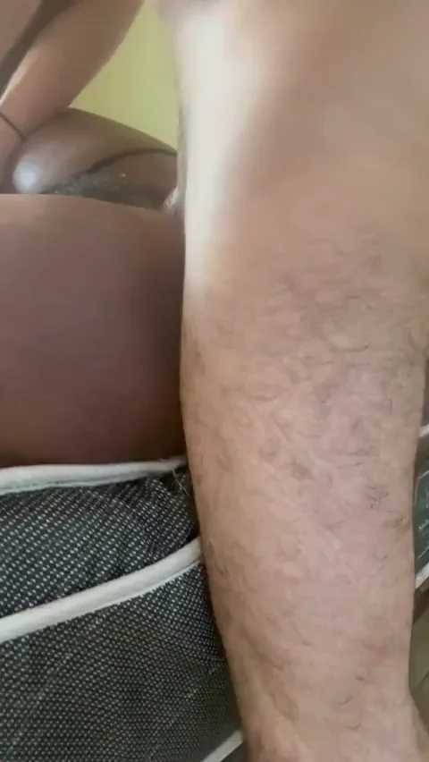 Flip Me on My Back & Pound This Ebony Pussy Hard 😈🍫🔥