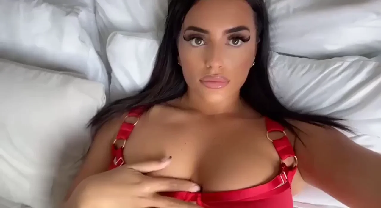 Wifey's Side Chick Fixes That Blue-Ball Blues in Red Lace Tease