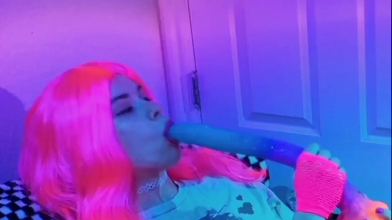 Deeeeep throating