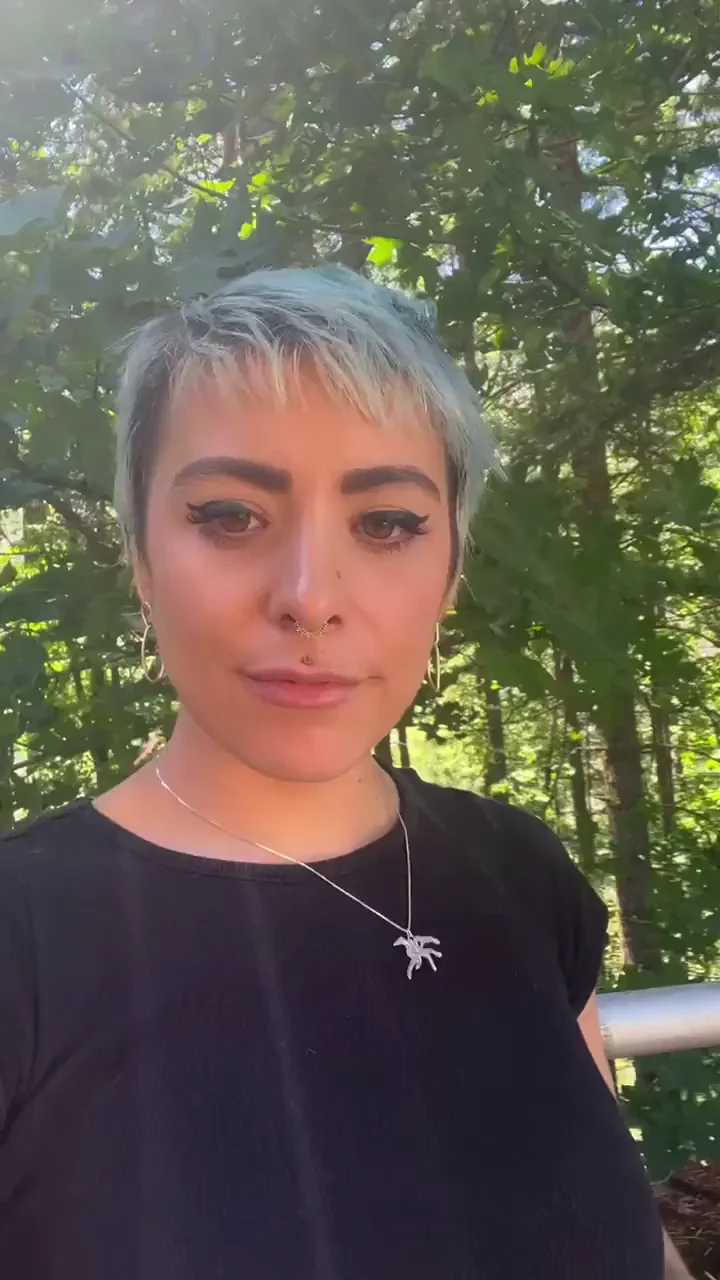 Natural tiddies out in nature☺️ðŸ’â›°ï¸ðŸŒ² I always feel so horny on road trips. Anyone else know the feeling?