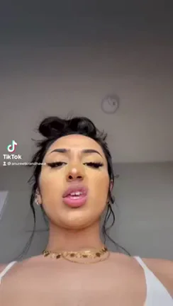 yeh kya hua [f]