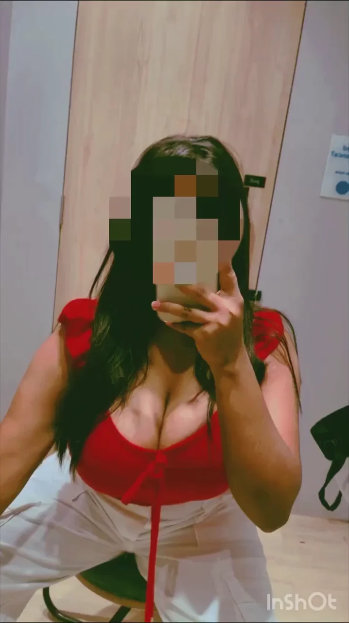 [F] My Boobs Rack Are More than 8 Inches , You Think Your Tiny Dick Can Survive More than 10 seconds? 😁