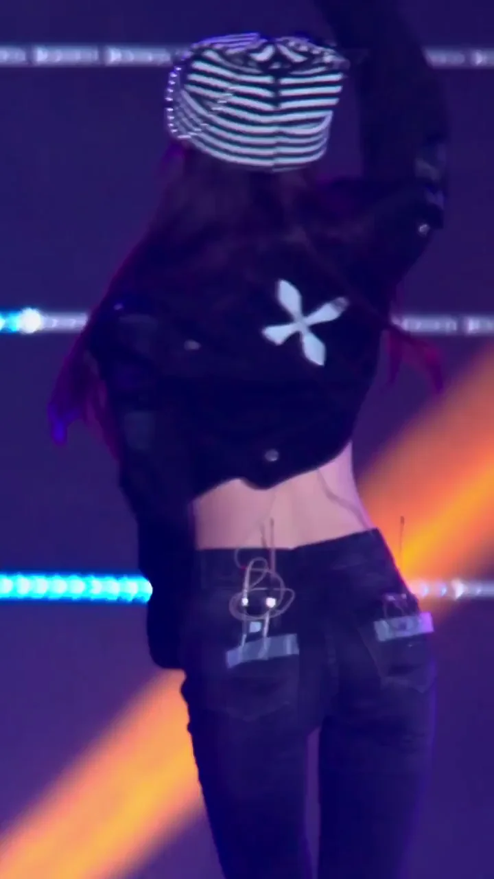Oh My Girl - Arin