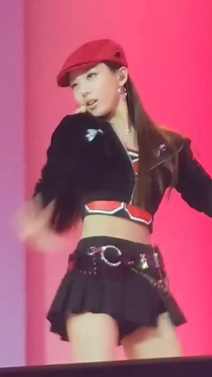 TWICE - Nayeon