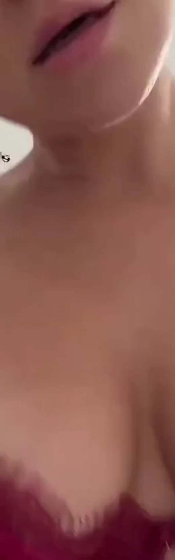 I'm looking for a snuggle fuck buddy