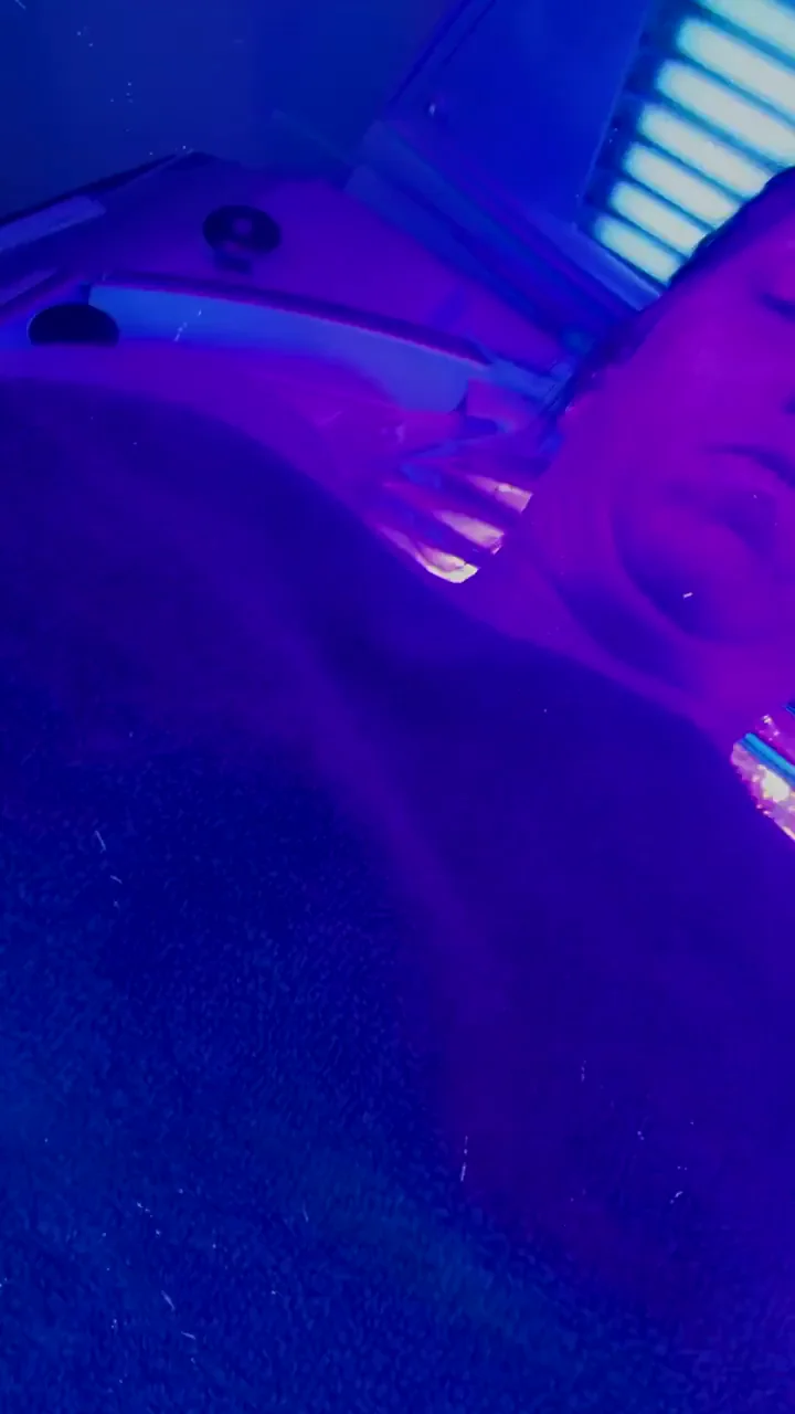 tits need to sunbath and to bee shown