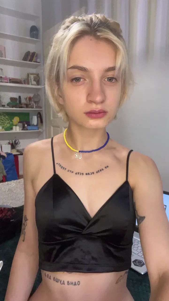 i just have small tits but I still show them