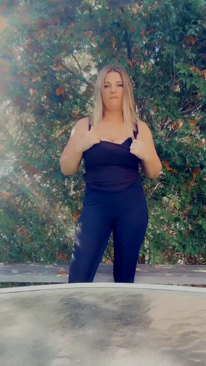 I just love to show off